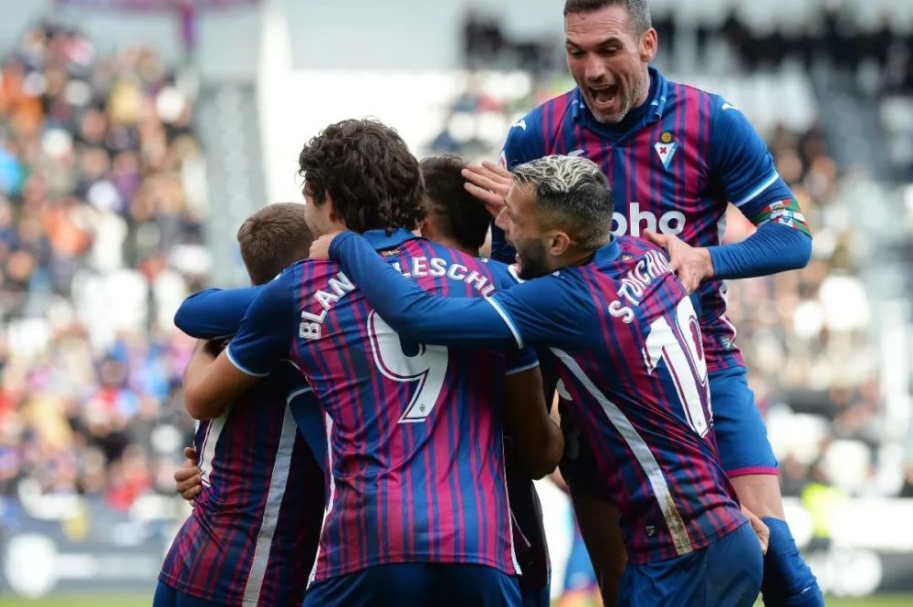 的冲击相当 的冲击相当