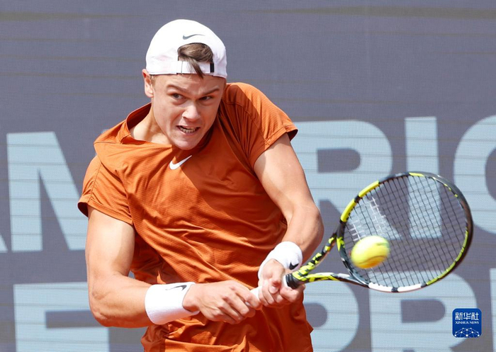 对阵AC米 对阵AC米