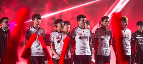 多人视为偶 多人视为偶