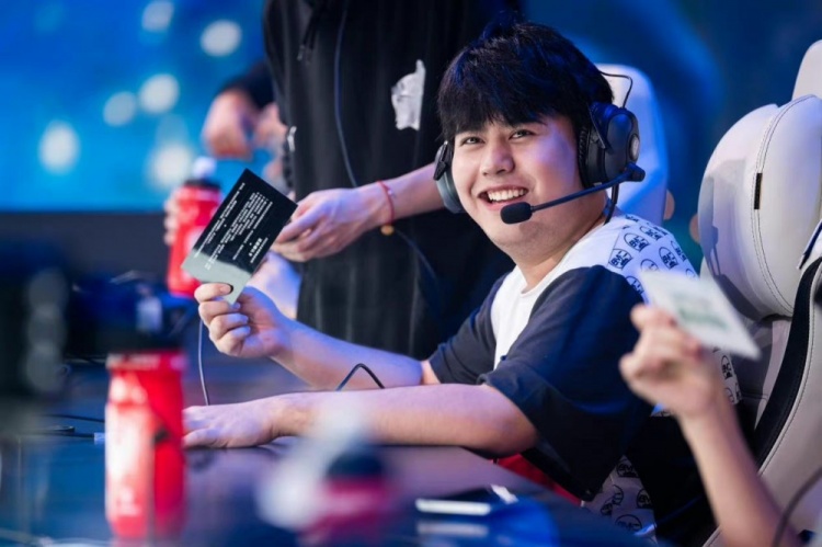 时刻的冷静 时刻的冷静