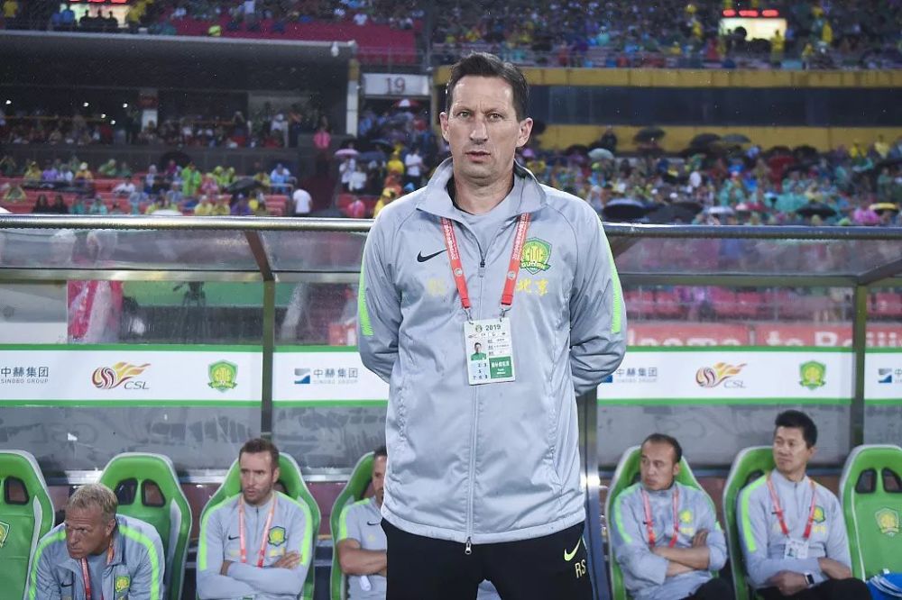 而是整个俱 而是整个俱