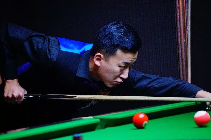 积极信号？曼联被曝想先了解塞斯科意愿 在球员有意加盟后再提出报价