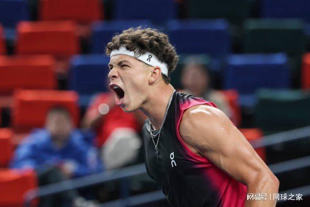 古纳的较量 古纳的较量