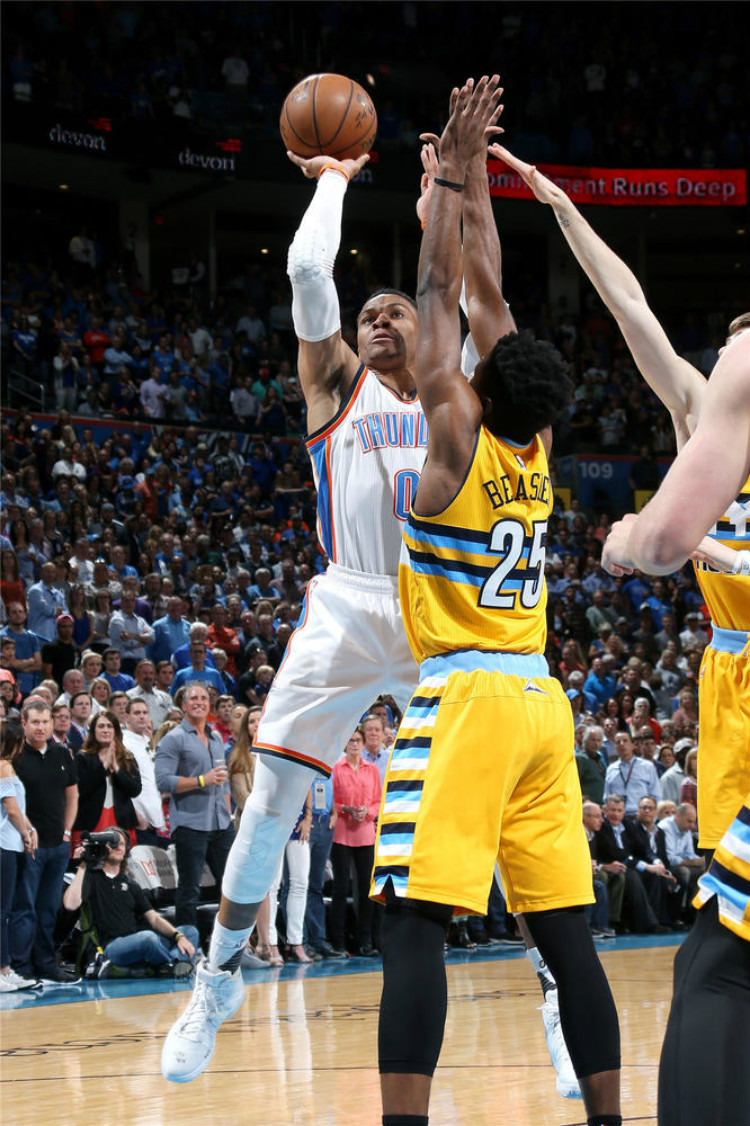 期稳居高位 期稳居高位