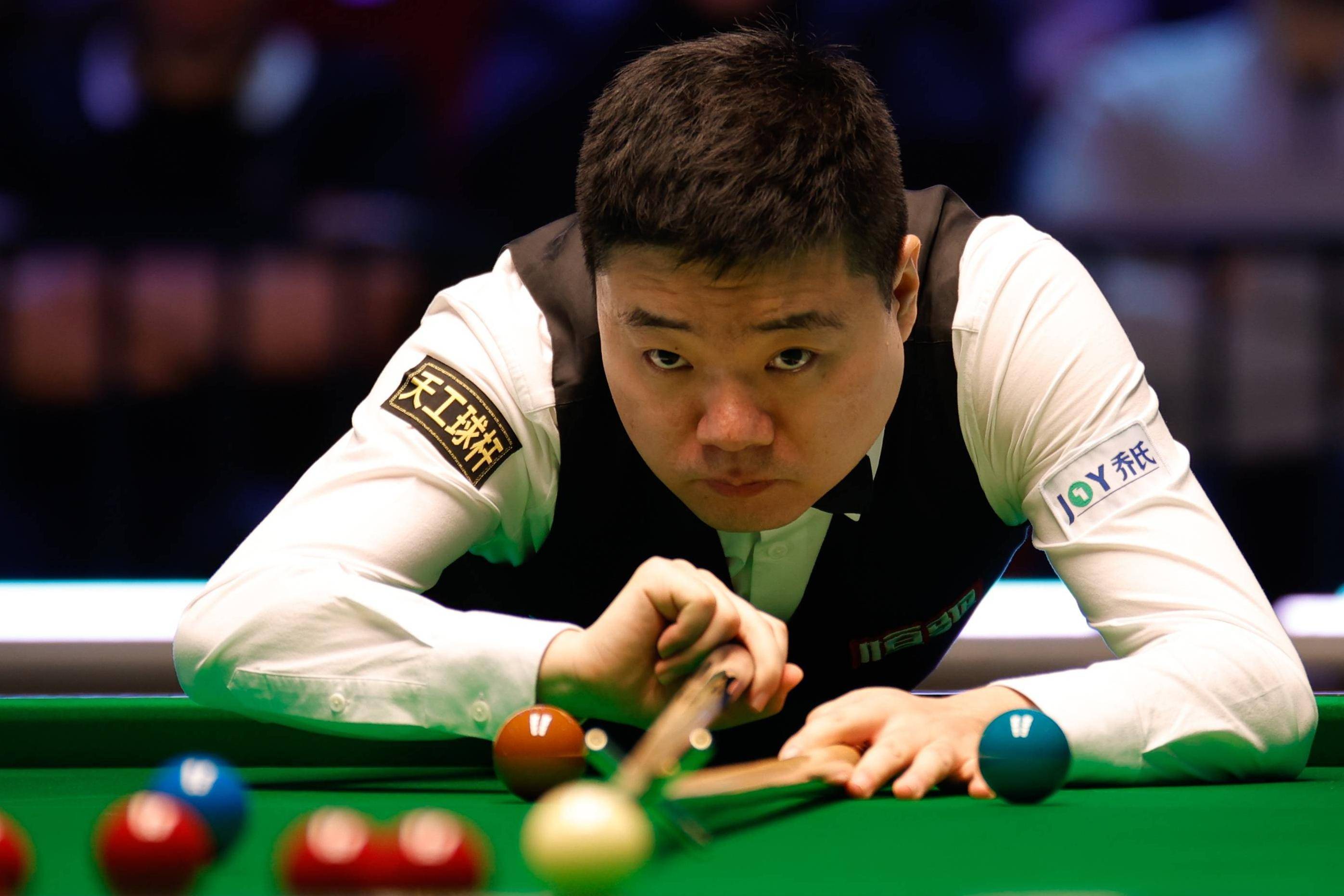 冠故事让人 冠故事让人